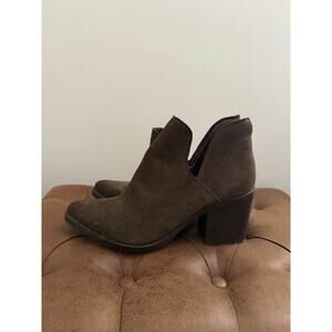Steve Madden Suede Booties - Women’s 11